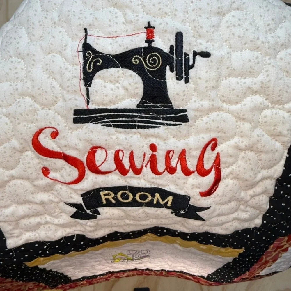 Handmade Sewing Room Quilted Wall Hanging Embroidery Charlotte Buck 2016 29x27